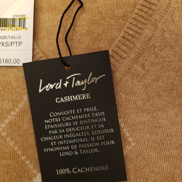 Lord & Taylor Cashmere Argyle V-Neck Long Sleeve Pullover Sweater - Picture 5 of 11